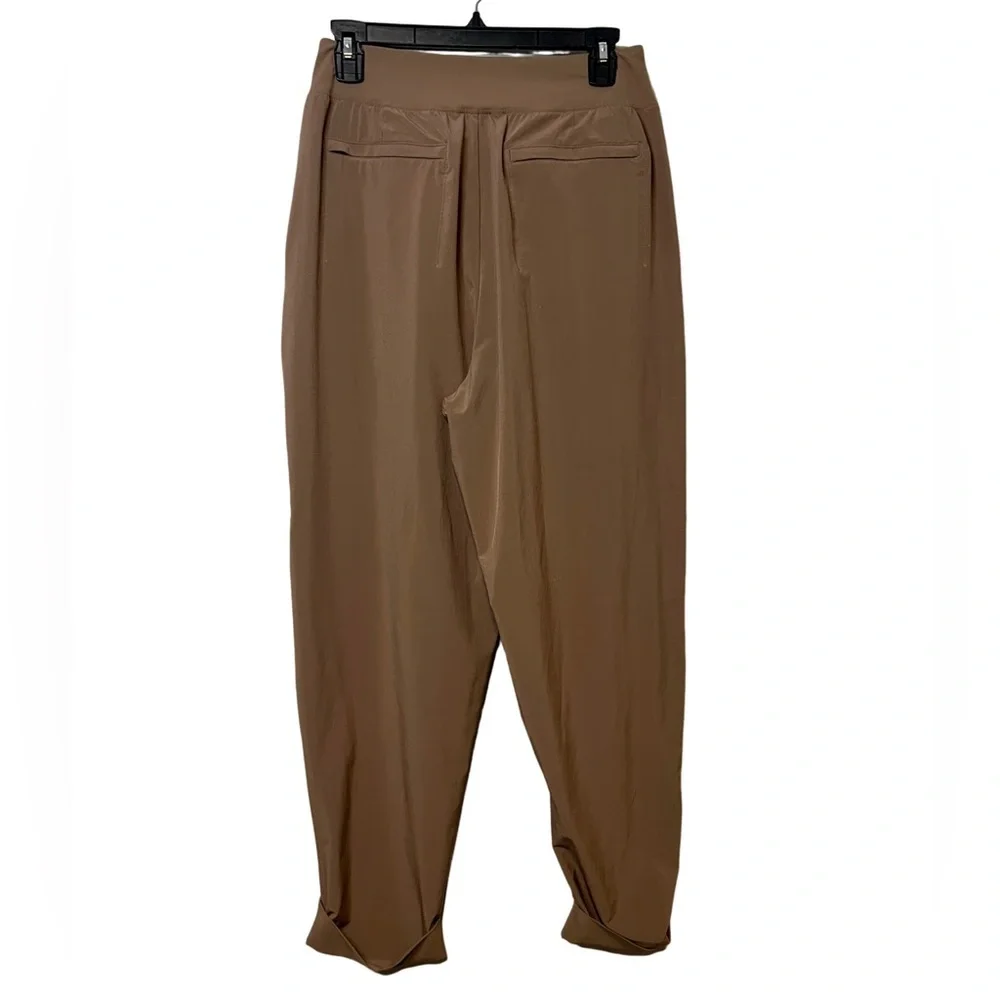 Athleta Cardiff Pant Size 10 Rustic Beige